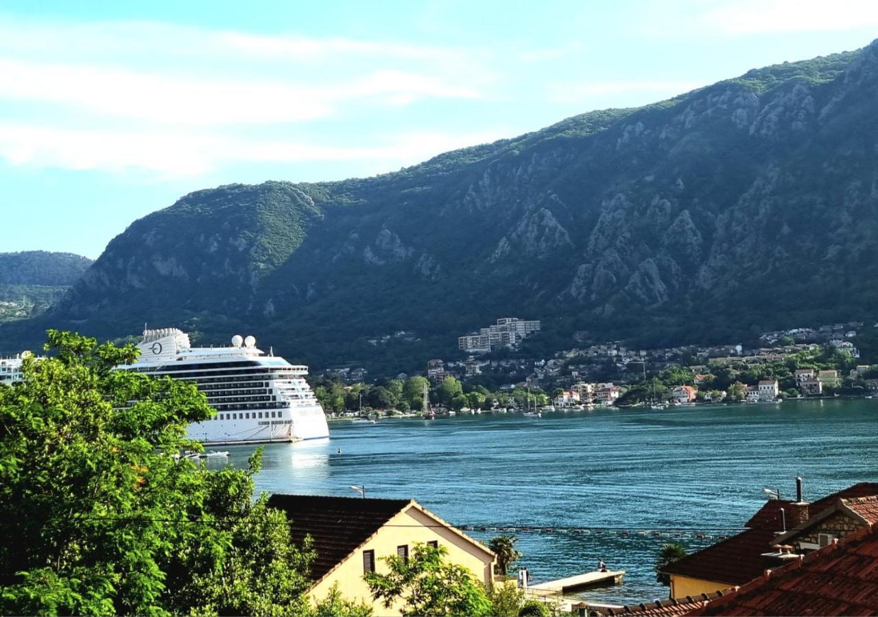 Apartments Krstos Place Kotor Eksteriør billede